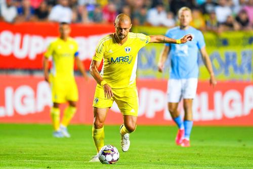 Gabriel Tamaș (38 de ani) a intrat în atenția mai multor cluburi din Liga 1. Cele două „Universități”, din Cluj și Craiova, ar vrea să îl aducă de la Petrolul.