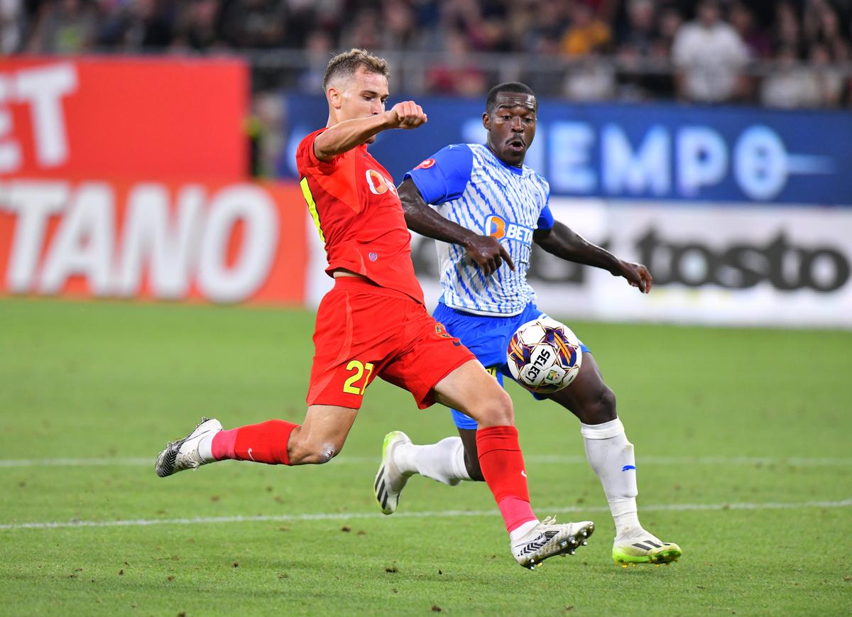 FCSB a spulberat-o pe Craiova într-o repriză » Olaru și Tavi Popescu au făcut spectacol în Ghencea