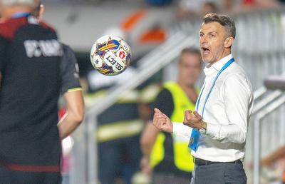 Umilit în Giulești, Burcă pregătește o schimbare importantă la Dinamo