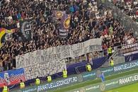 Peluza Nord, ironii la adresa CSU Craiova, CSA Steaua și un protest + Cu au afișat oltenii în Ghencea