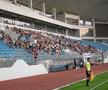 Peste 3.000 de oameni în tribune la meciul de Liga 4 jucat în nocturnă » Fosta vicecampioană a României o ia de la capăt!