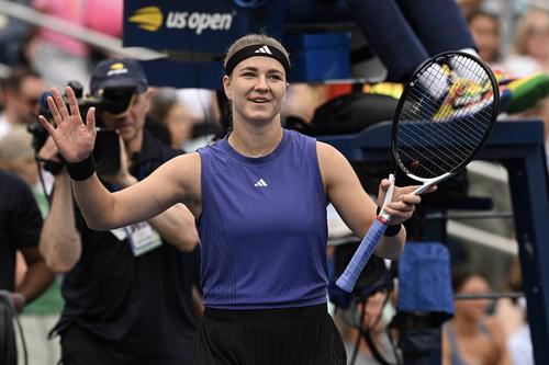 Karolina Muchova (28 de ani, 52 WTA) a învins-o pe Jasmine Paolini (28 de ani, 5 WTA), scor 6-3, 6-3, și s-a calificat în sferturile de la US Open.