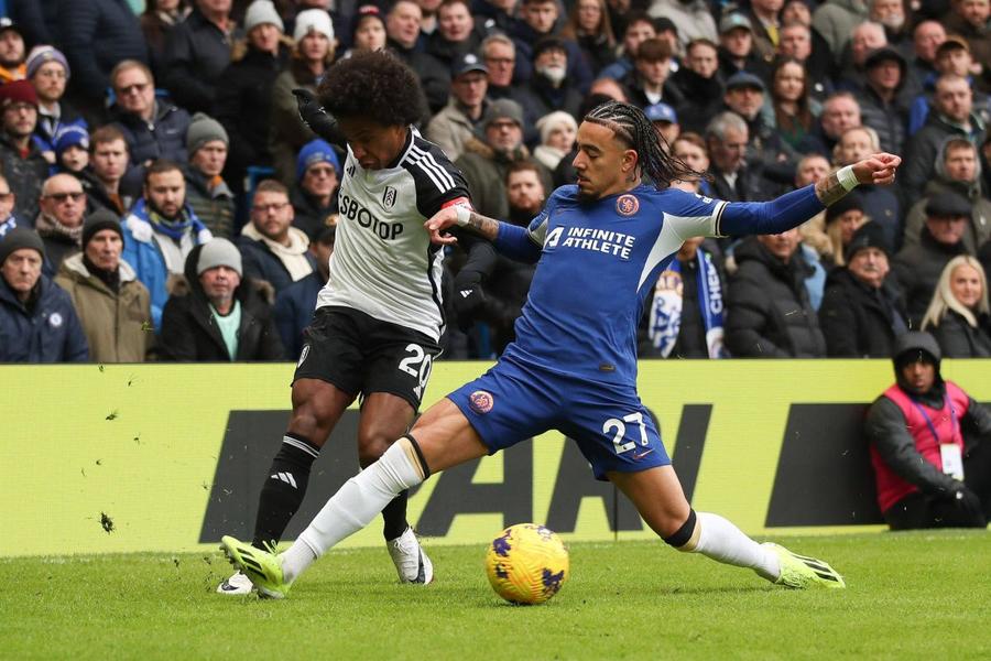 Willian, aici în tricoul lui Fulham / Foto: Imago Fostul adversar al lui FCSB reziliază după patru luni » Motivul divorțului neașteptat survenit la sfârșit de an!
