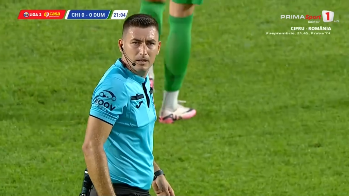 Momente de panică la meciul din Liga 2: i s-a făcut rău și a fost nevoie de intervenția ambulanței