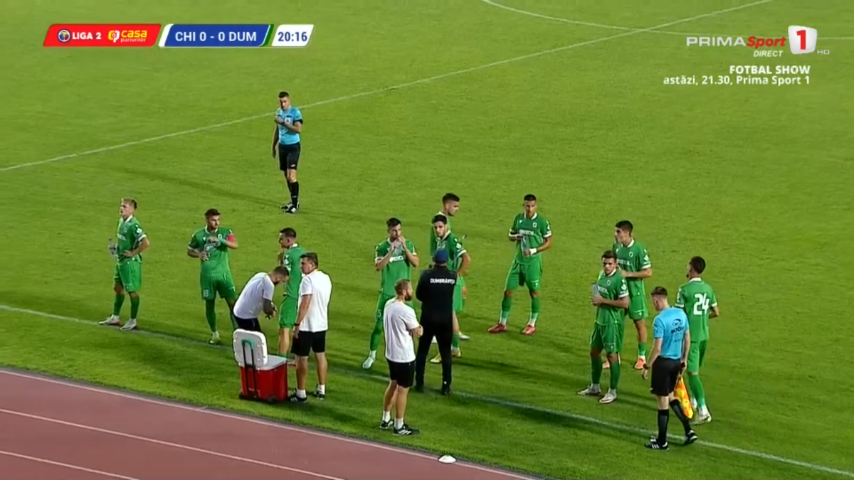 Momente de panică la meciul din Liga 2: i s-a făcut rău și a fost nevoie de intervenția ambulanței