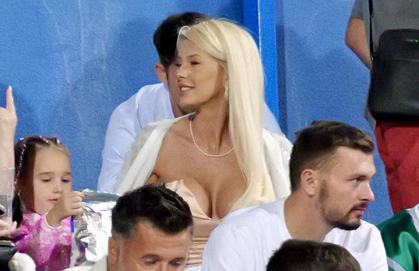 Blonda care și-a eclipsat soțul fotbalist, în tribune, la Ovidiu