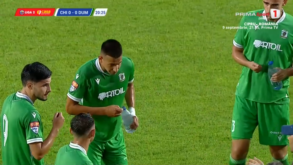 Momente de panică la meciul din Liga 2: i s-a făcut rău și a fost nevoie de intervenția ambulanței