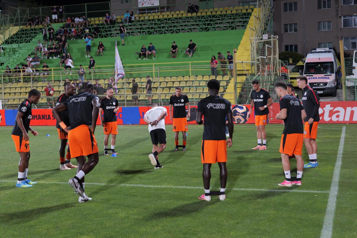 FC Argeș - FCSB, în Cupa României, 02.09.2026, imagini înainte de meci // foto: Andrei Furnigă (GSP)