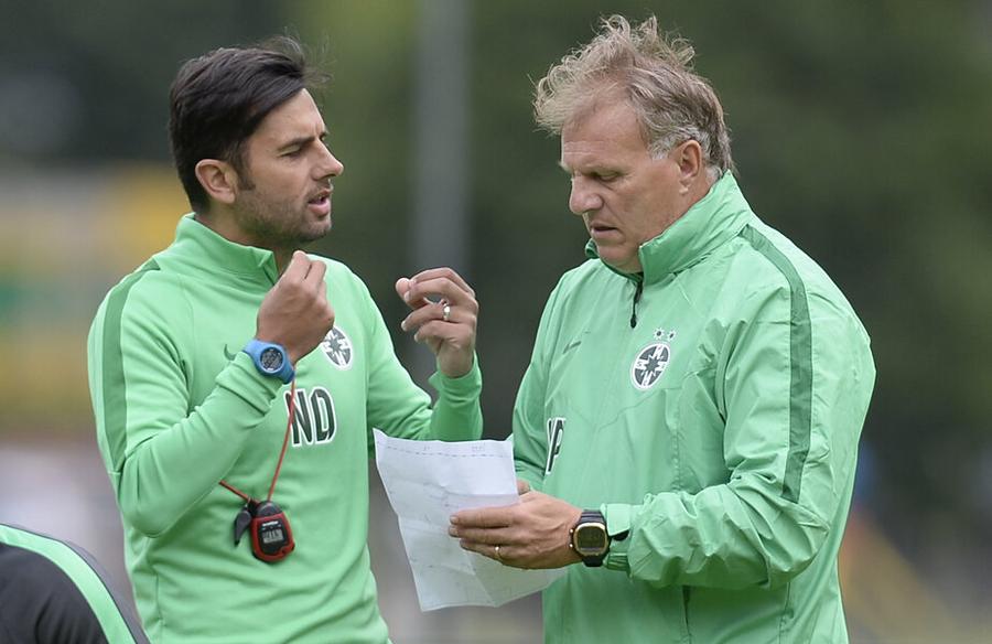 Massimo Pedrazzini (dreapta) la FCSB, alături de Nicolae Dică Mutare impresionantă reușită de Viitorul » Gică Hagi aduce un antrenor cu meciuri în Liga Campionilor!