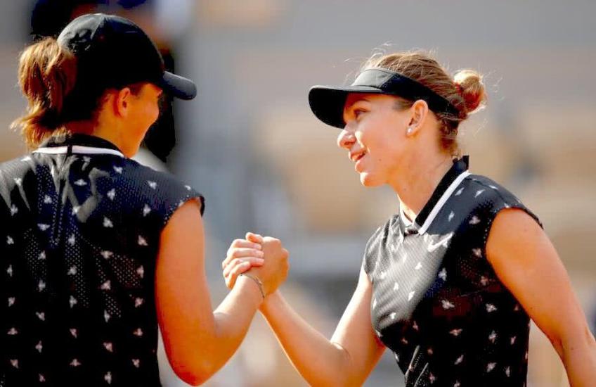 Anul trecut, în aceeași fază a competiției de la Paris, Simona Halep o elimina pe Iga Swiatek cu un categoric 6-1, 6-0. Sportiva din Polonia nu a uitat acest lucru și a oferit o declarație plină de haz înaintea partidei.