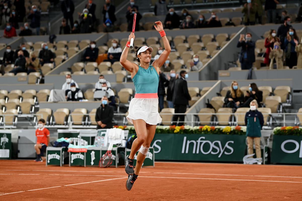 Încă un cap de serie eliminat de pe jumătatea de tablou a Simonei Halep! Caroline Garcia, favorita gazdelor, a revenit senzațional