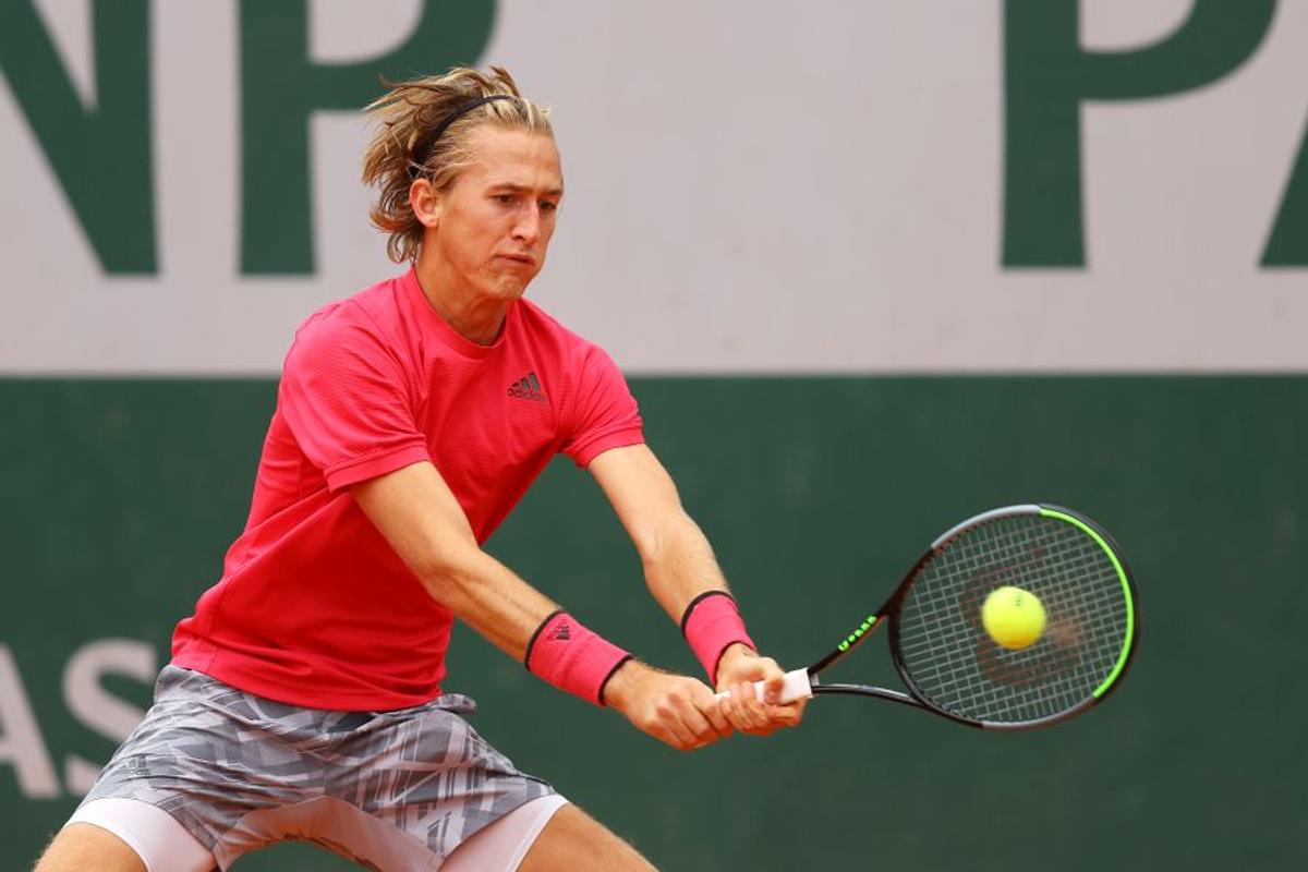 Cea mai frumoasă poveste de la Roland Garros » Sebastian, fiul marelui Petr Korda, își întâlnește idolul în optimi