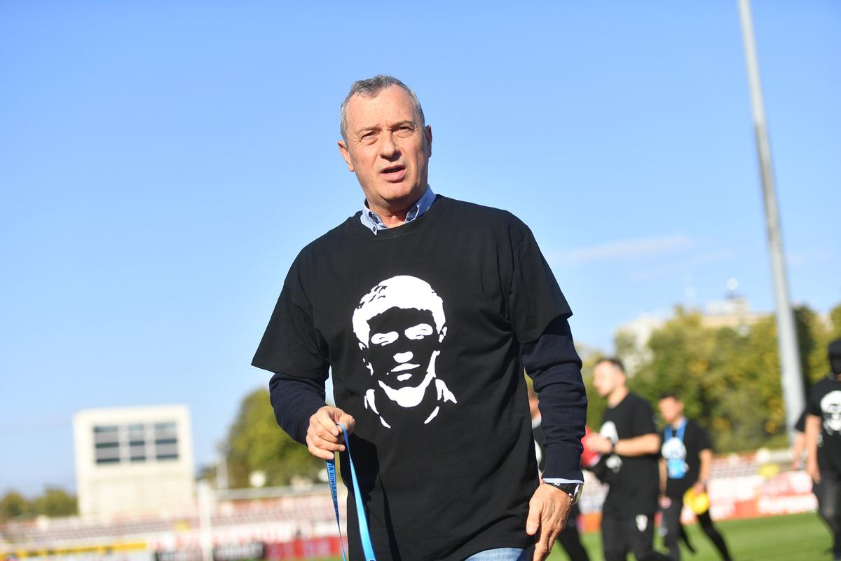 Dinamo - UTA - comemorare Cătălin Hîldan