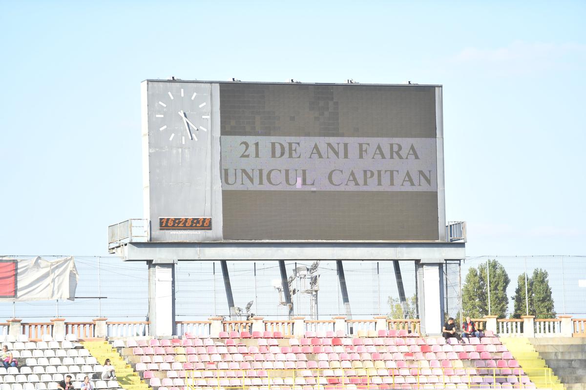 Dinamo - UTA - comemorare Cătălin Hîldan
