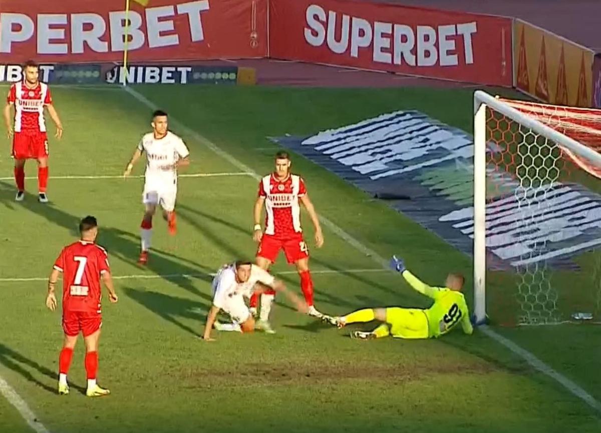 Dinamo - UTA, gol ciudat încasat de „câini”! Reușita lui Miculescu a surprins pe toată lumea: comentatorii au crezut că e autogol