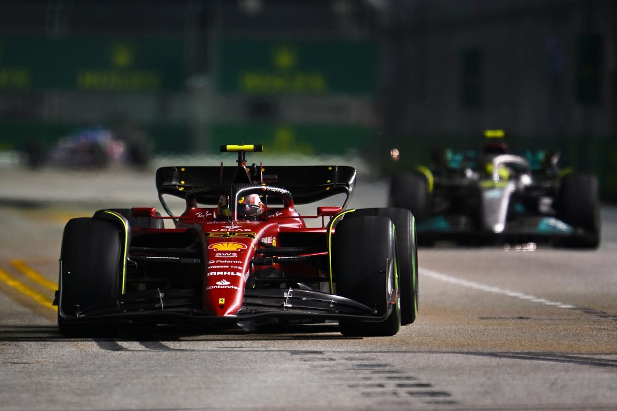 Sergio Perez triumfă în Singapore și salvează onoarea Red Bull » Încă o decepție pentru Ferrari, iar Verstappen amână sărbătoarea titlului