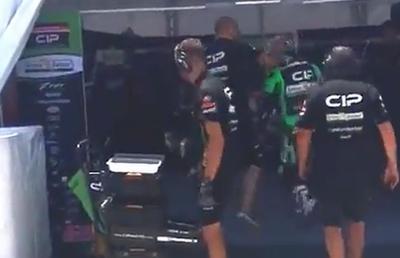 Filmuleț revoltător apărut în Moto 3: pilot, bătut de mecanic după cursă » „Mi s-a cerut să tac” + Un nume important din MotoGP cere măsuri