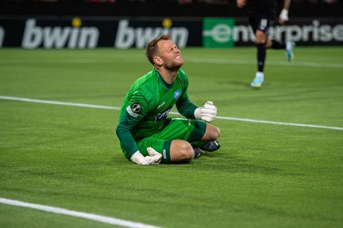 Nicolai Larsen, portarul lui Silkeborg, s-a accidentat și poate rata meciul cu FCSB / FOTO: imago