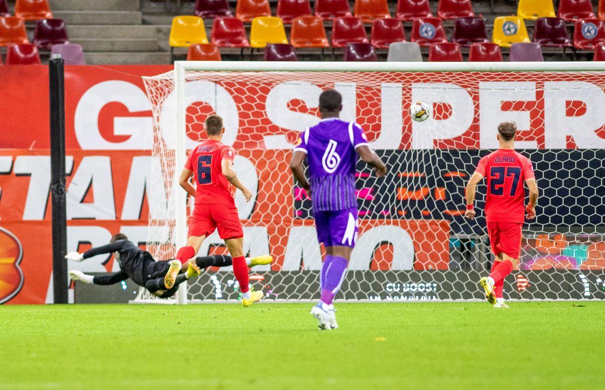 Atacanții au făcut legea » Compagno și Garita au primit cele mai mari note după FCSB - FC Argeș