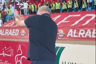 Marius Șumudică a făcut show în Arabia Saudită după ultima victorie » Dans pe ritmuri orientale cu suporterii