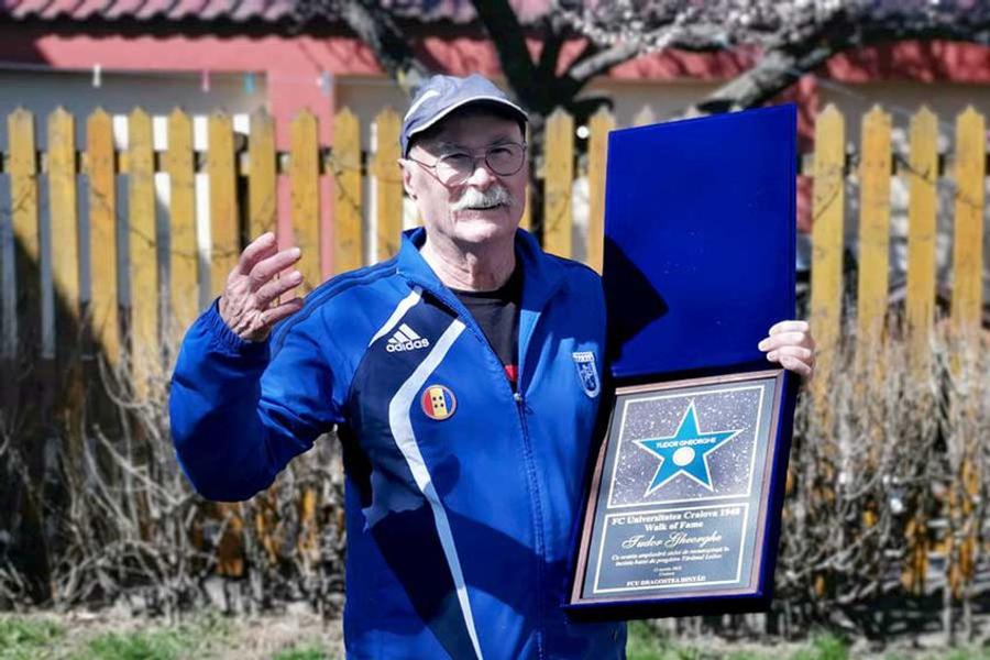 Mihai Bobonete l-a întrebat pe Tudor Gheorghe: „FCU sau CSU Craiova?” » Maestrul a răspuns pe nerăsuflate