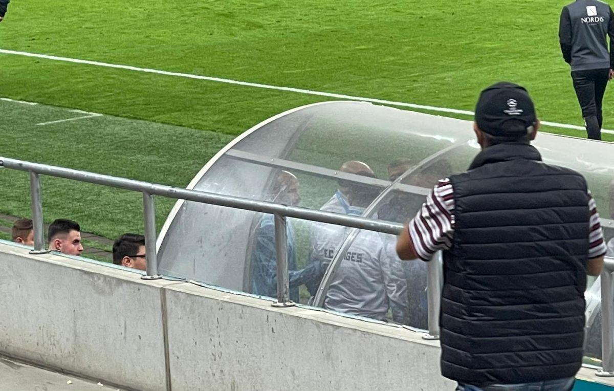 Lui Andrei Prepeliță i s-a făcut rău în prima repriză a meciului FCSB - FC Argeș