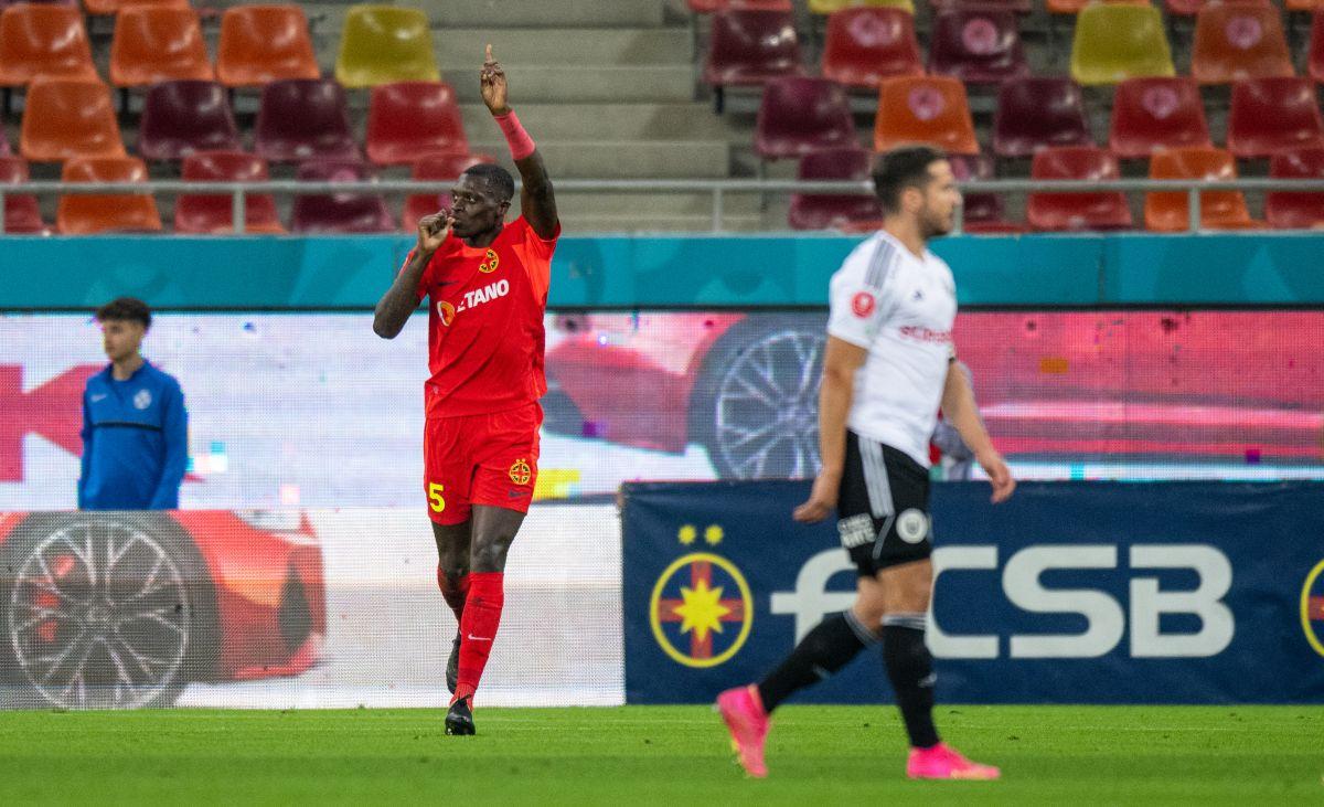 Preferații lui Becali, printre cei mai slabi în FCSB - U Cluj » Doar un jucător roș-albastru s-a remarcat
