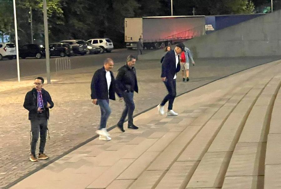 Edi Iordănescu și-a făcut apariția la FCSB - U Cluj / foto: Vlad Nedelea (GSP) 7 detalii surprinse de reporterii GSP pe stadion, la FCSB - U Cluj: nervi între colegi, vizita unui jucător-simbol, revanșa lui Dawa + gestul sfidător al lui Nistor