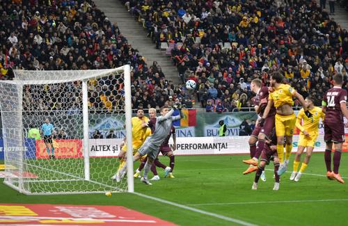 Portarul Belarusului, Maksim Plotnikov, a primit două goluri în meciul cu România, disputat pe 28 martie 2023, pe Arena Națională (FOTO: Gazeta Sporturilor)