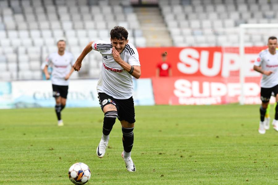 Ianis Stoica, în tricoul lui U Cluj / foto: Imago Images Se contura o mare speranță, acum vrea să plece de la FCSB: „Aici îmi văd viitorul. Nu prea mai țin legătura cu colegii”