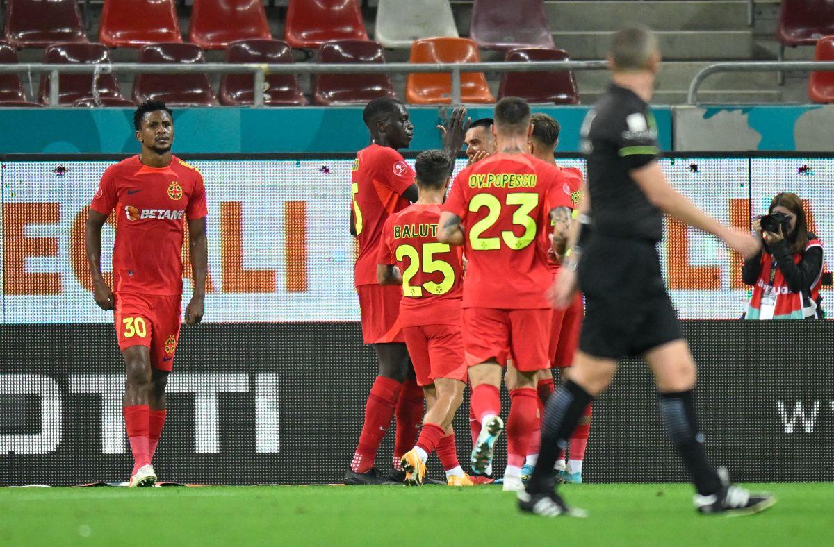 Preferații lui Becali, printre cei mai slabi în FCSB - U Cluj » Doar un jucător roș-albastru s-a remarcat