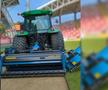 Arena „Francisc Neuman” e în plin proces de înlocuire a suprafeței de joc. UTA va mai juca acasă în 2024, restul partidelor din acest an de pe teren propriu vor fi mutate la Oradea.