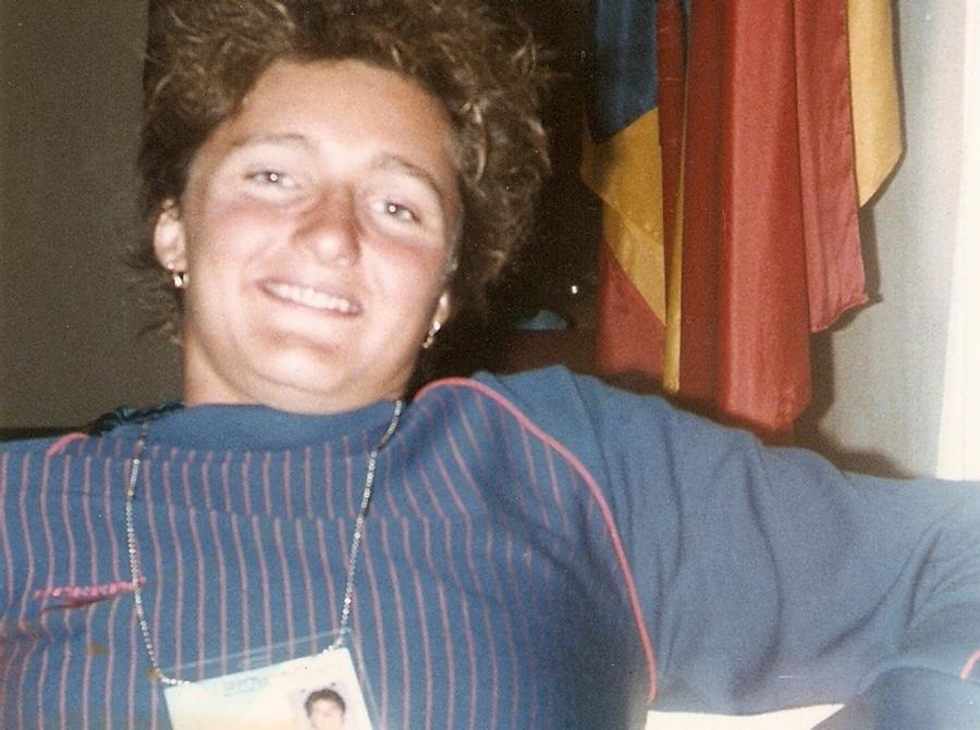 Anca Pătrășcoiu în versiune Los Angeles 1984, la Olimpiada americană la care a obținut bronzul Și natația se revoltă! Prima medaliată olimpică a înotului românesc ridică vocea în scandalul sutelor de rente viagere înghețate » „Deblocați-le! Pe Lipă n-o interesează, e prioritar să rezolve premierile pentru sine!”