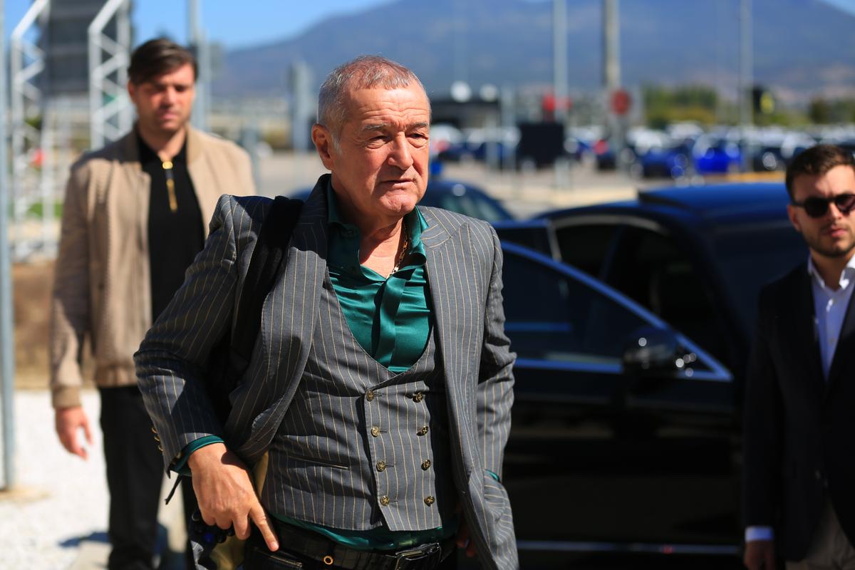 Ionuț Luțu, apariție rară » Cocoșat de bagajele lui Becali: imagini inedite surprinse de GSP la Salonic, înainte de PAOK - FCSB