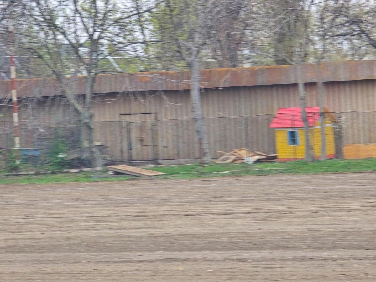 Cum arătau terenul și tribunele CCSS Tei, înainte de modernizare