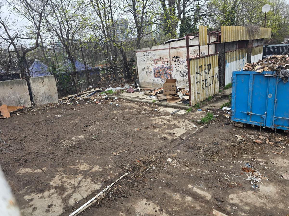 Cum arătau terenul și tribunele CCSS Tei, înainte de modernizare