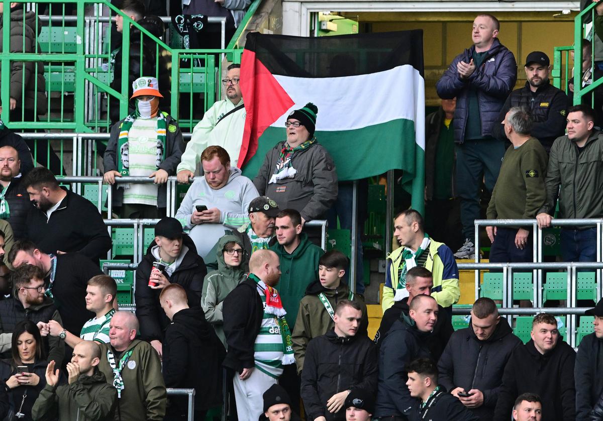 Bannere Palestina în Europa League și Conference League