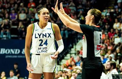 Inspirată de bunicul ei, ambasador din Sierra Leone, o jucătoare a criticat vehement WNBA: „Avem cea mai proastă conducere din lume”