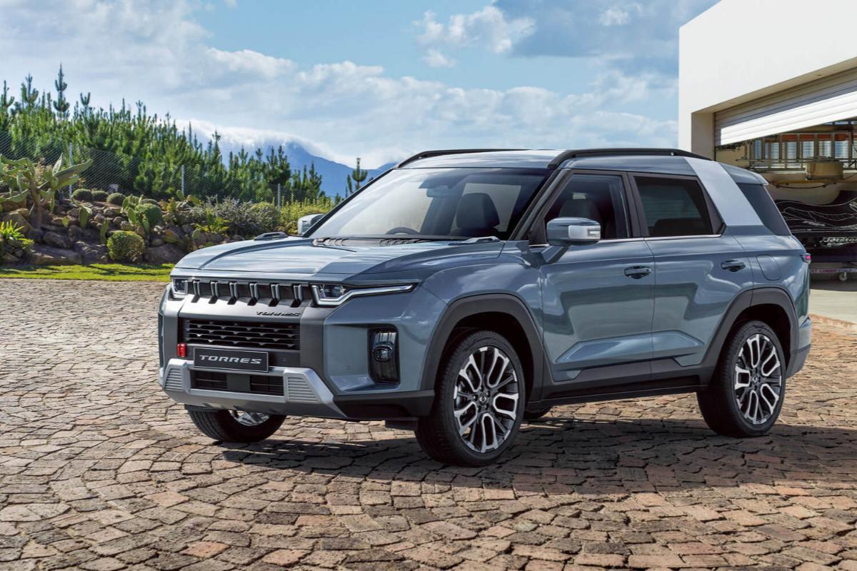 KGM Torres Full Hybrid, noul model de SUV care amenință Dacia