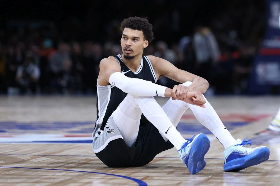 Victor Wembanyama, starul lui San Antonio Spurs/Foto: Getty Images Al 81-lea sezon din istoria NBA începe în această seară: noua legătură a României cu cea mai importantă ligă de baschet din lume