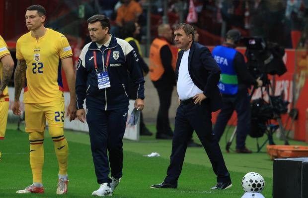 Polonia - România, 6-0 » Nu mai valorăm nici doi Lewa! „Tricolorii”, măcelăriți la Varșovia: suntem în categoria junk a fotbalului european!