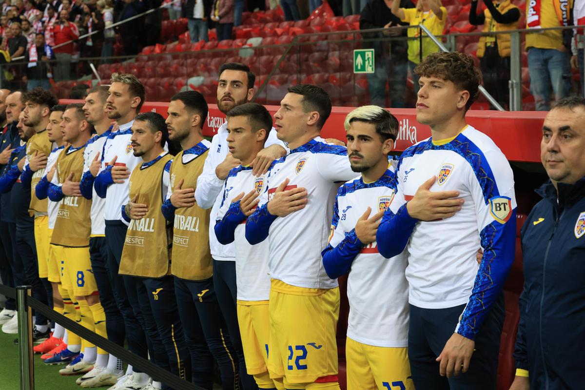 Gică Hagi rămâne selecționerul României și pentru meciul cu Suedia! Anunț în conferință