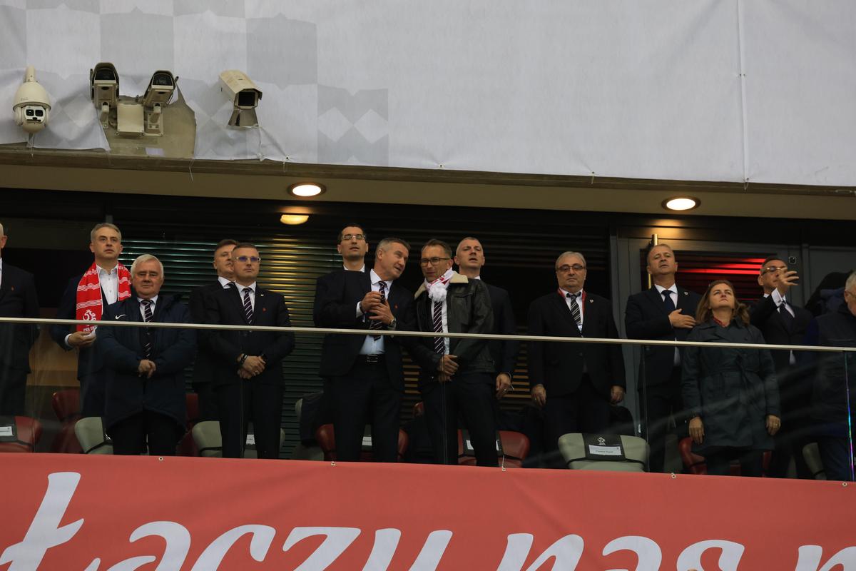 Loja României, cu Răzvan Burleanu, la meciul din Polonia