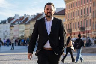 „Salariile sunt cu 20-30% mai mari aici! Poate mai mult!” » Un român stabilit de 7 ani în Varșovia compară Polonia și România: „Ei n-au treabă să muncească”