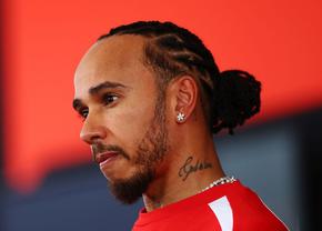 Lewis Hamilton îl numește „un lider fantastic” pe Fred Vasseur, dar spune că e nevoie de schimbări în conducerea Ferrari