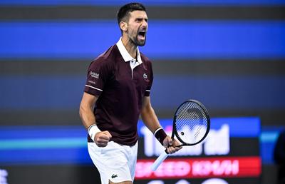 Djokovic, revenire spectaculoasă la Beijing » A ajuns la 31 de victorii consecutive și e în sferturi de finală
