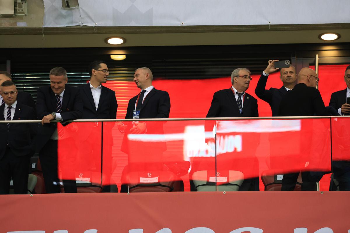 Loja României, cu Răzvan Burleanu, la meciul din Polonia