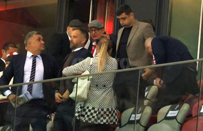 George Simion și-a făcut apariția în tribune la Polonia - România
