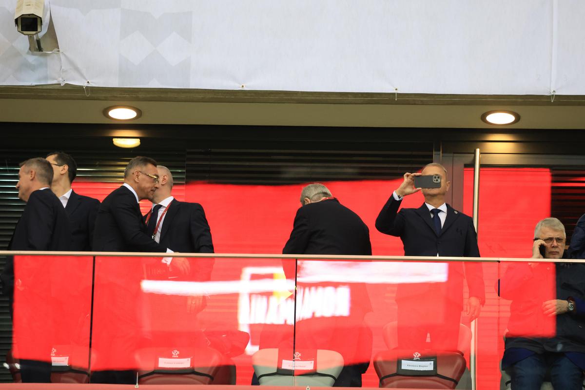 Loja României, cu Răzvan Burleanu, la meciul din Polonia