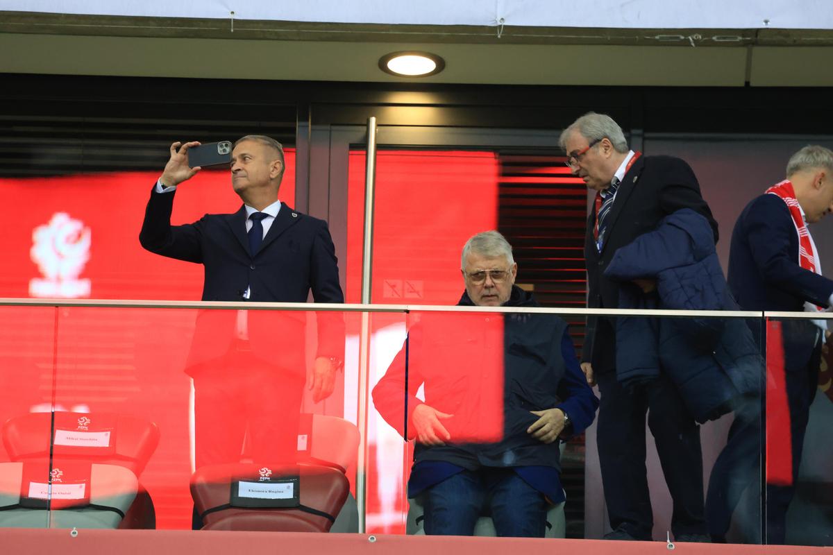 Loja României, cu Răzvan Burleanu, la meciul din Polonia